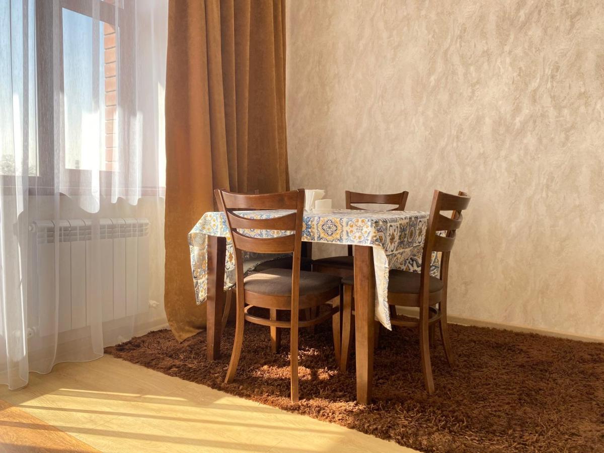 טשקנט Spacious Apartment In New Building, Near The City Center And Airport מראה חיצוני תמונה