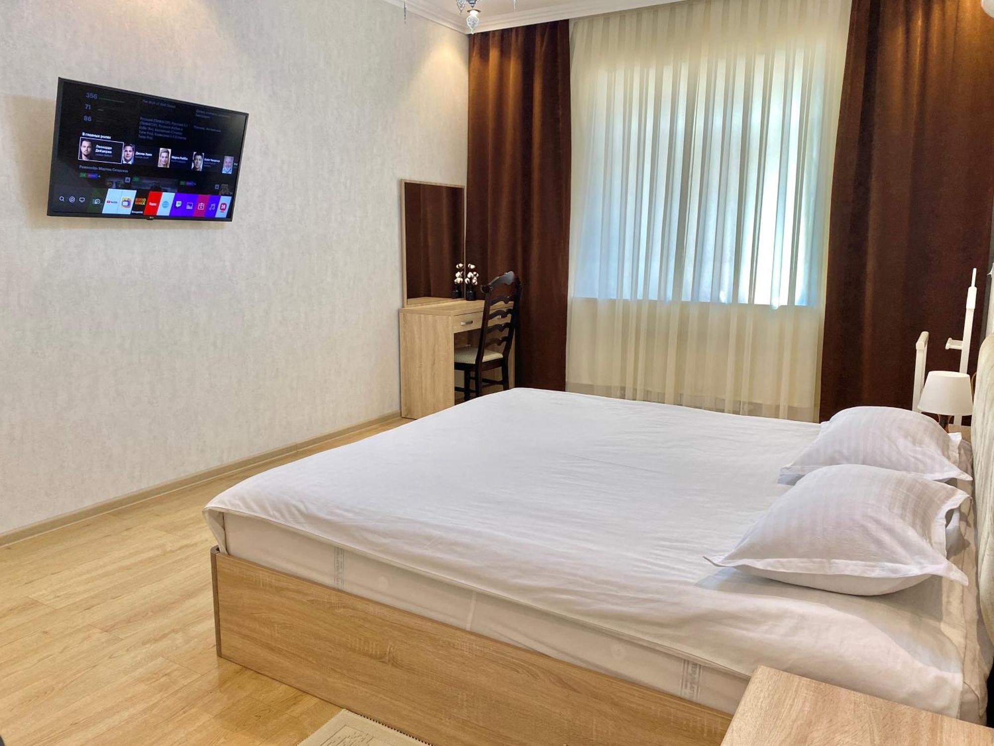 טשקנט Spacious Apartment In New Building, Near The City Center And Airport מראה חיצוני תמונה