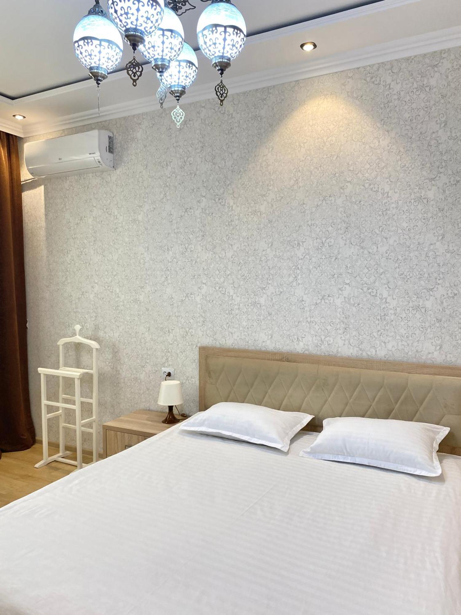 טשקנט Spacious Apartment In New Building, Near The City Center And Airport מראה חיצוני תמונה